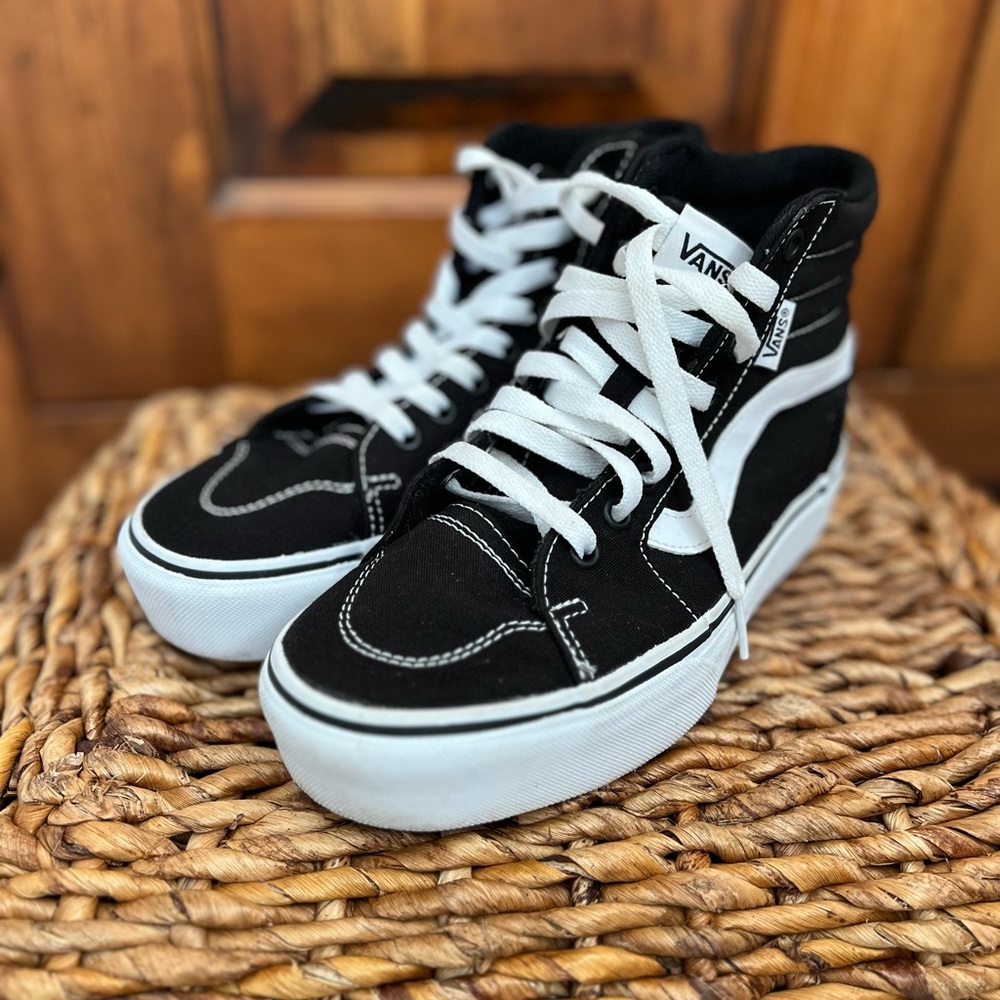 Women’s HighTop Vans